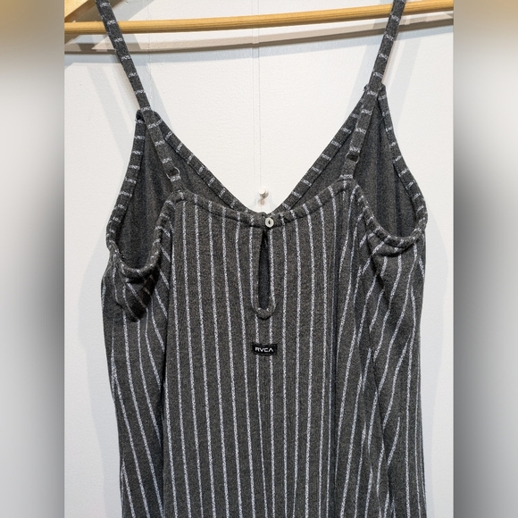 RVCA Pinstripe Jumpsuit Size Small Spaghetti Strap Lightweight Business‎ Casual - Picture 6 of 7
